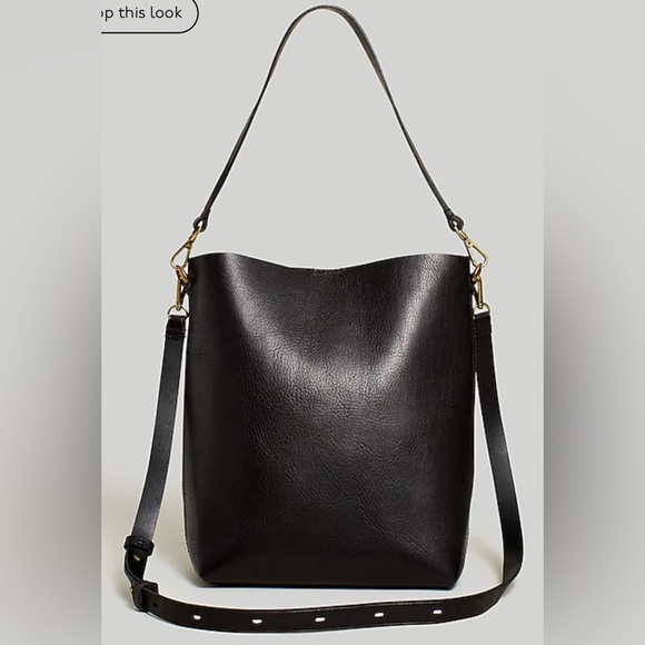 Madewell Handbags - NWT Madewell The Transport Bucket Bag
